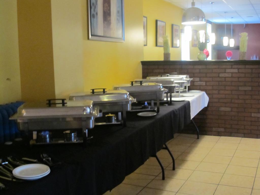 Le Voyageur Inn Mattawa Luaran gambar